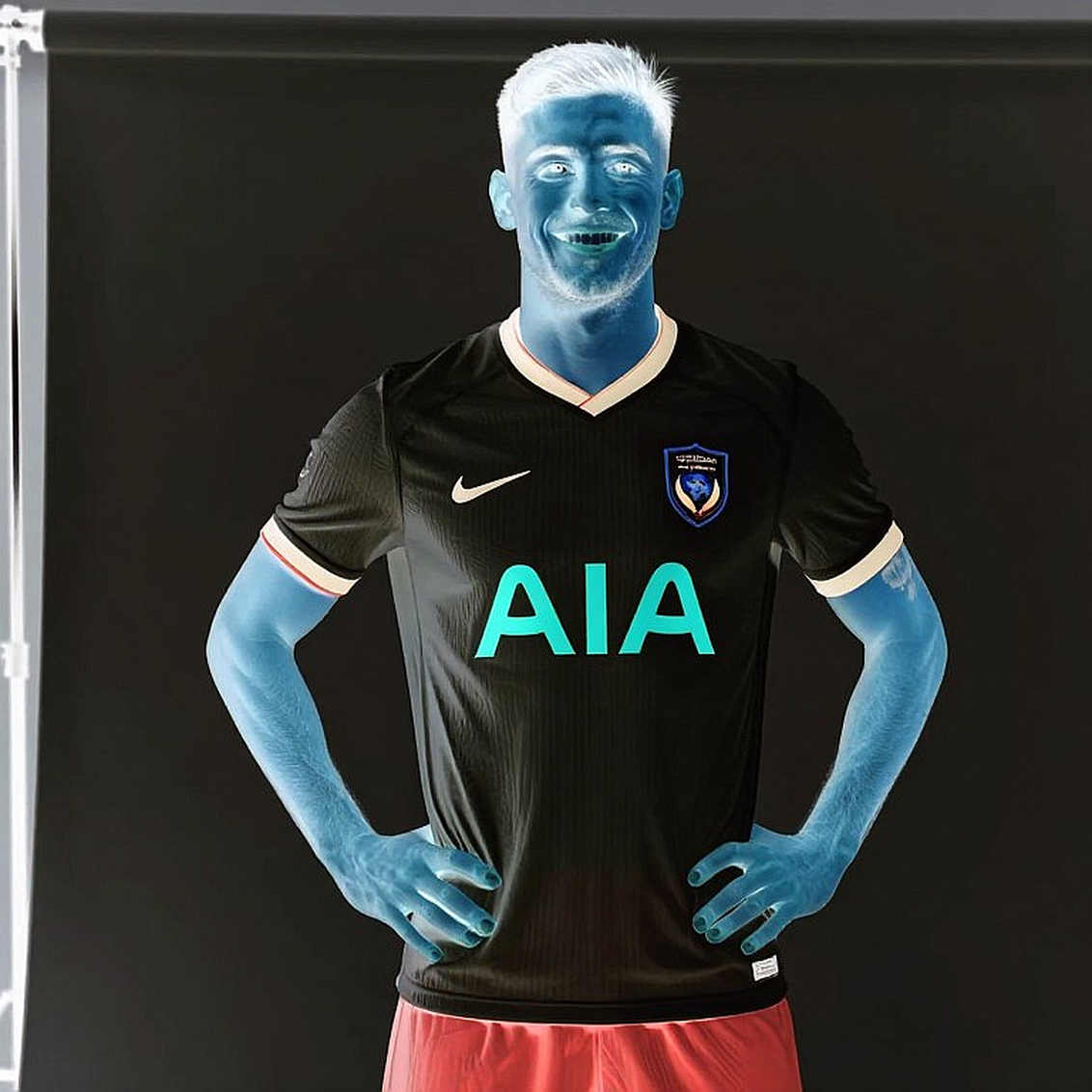Pha vào bóng của Van Bommel và cơn thịnh nộ của Klaassen: Khi De Klassieker lột xác thành vở kịch cảm xúc Pha vào bóng của Van Bommel và cơn thịnh nộ của Klaassen: Khi De Klassieker lột xác thành vở kịch cảm xúc