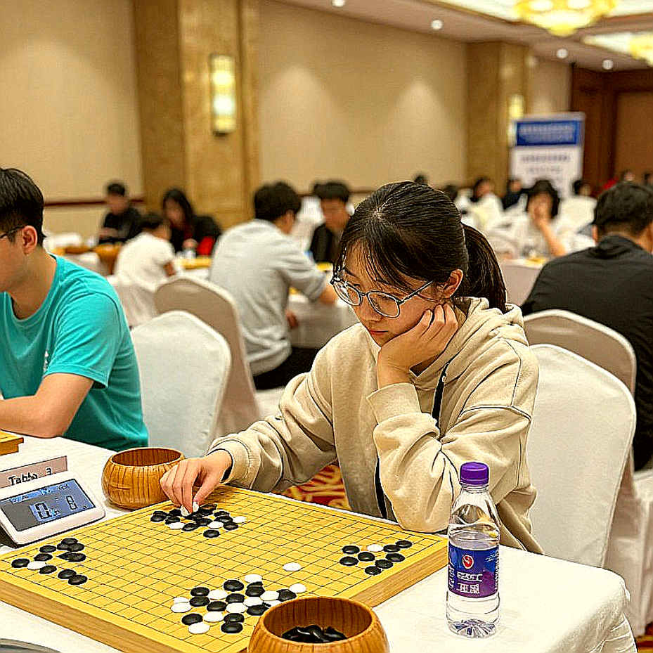 Wesley So thắng Caruana ở tiebreak: danh hiệu thứ tư và khoảng trống phía sau dòng tiêu đề