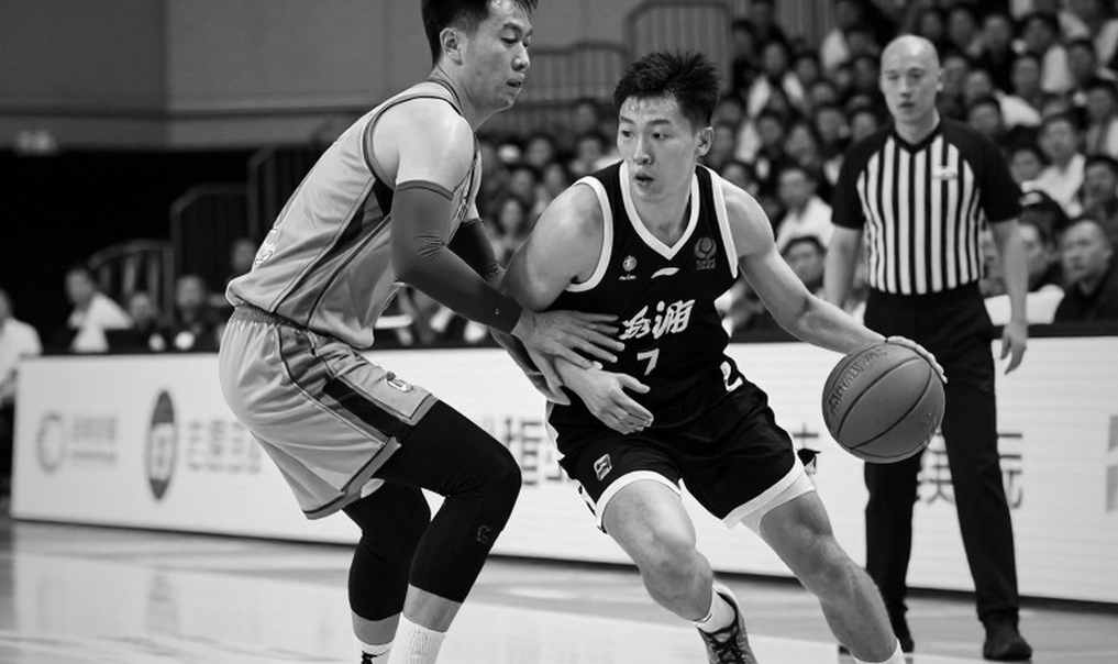Số phận V.League được viết bằng dòng tiền ông bầu — và học viện là cửa thoát duy nhất