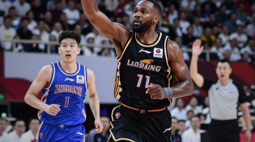 Khi dữ liệu im lặng: chín tầng phân tích và kỷ luật không bịa đặt của người viết esports