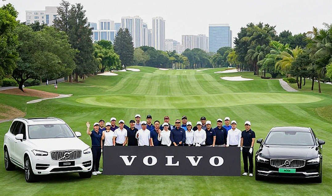 Team USA giữ vững cúp Solheim Cup Junior với chiến thắng sát nút 13-11 trước Team Europe tại Hà Lan