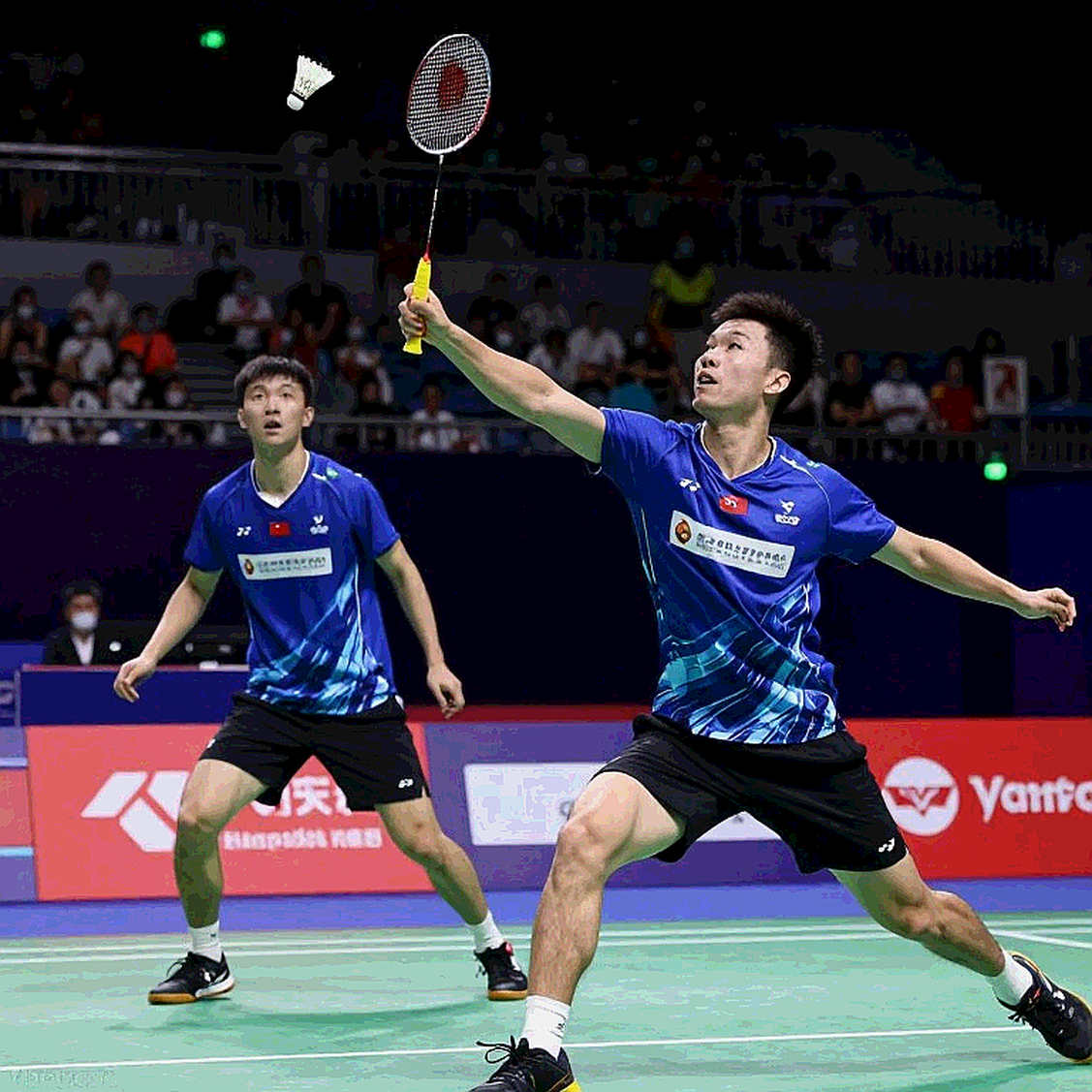 Đường cong 21-12, 19-21, 14-21: Nhà vô địch Asian Games gục ngã trong 19 phút cuối cùng